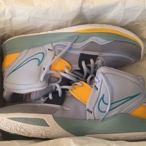 Brand new only tried them on to see how they fit Size 11 in Mens!!!